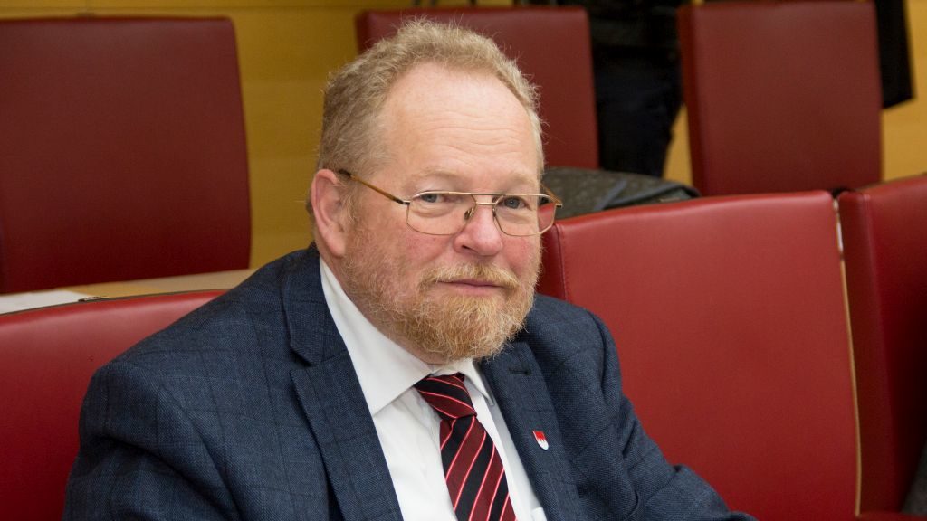 Klaus Adelt