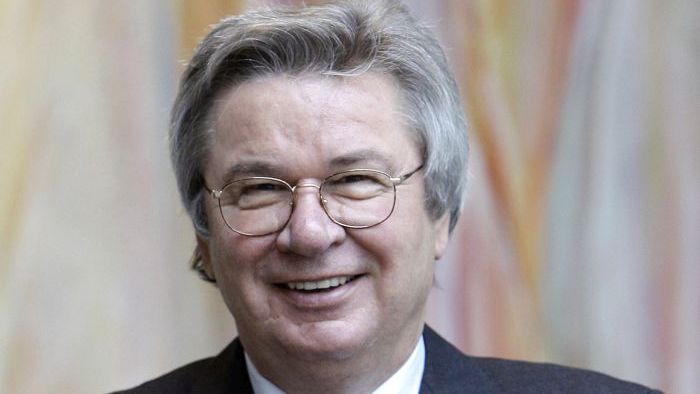 Professor Klaus Fischer