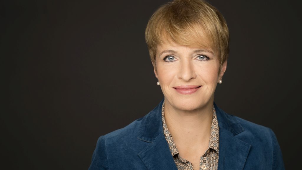 Dr Martina Muench