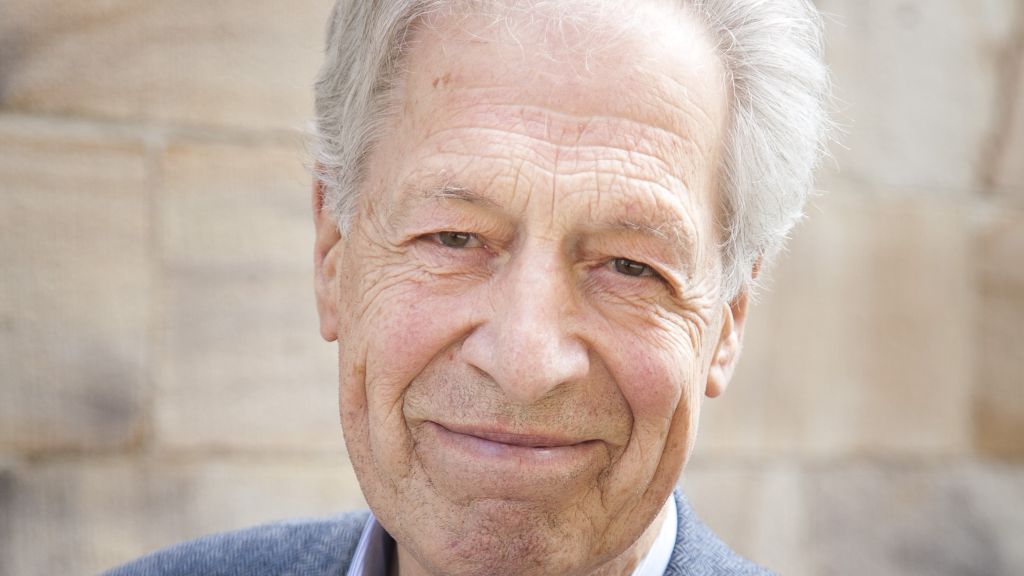 Dr Henning Scherf