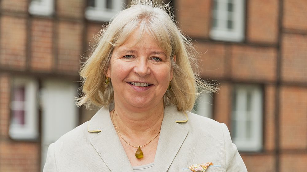 Marion Dirks