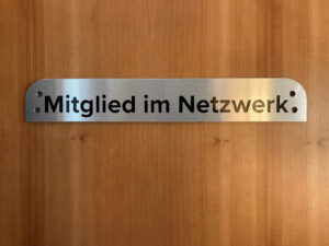 Zusatzschild "Mitglied im Netzwerk" klein